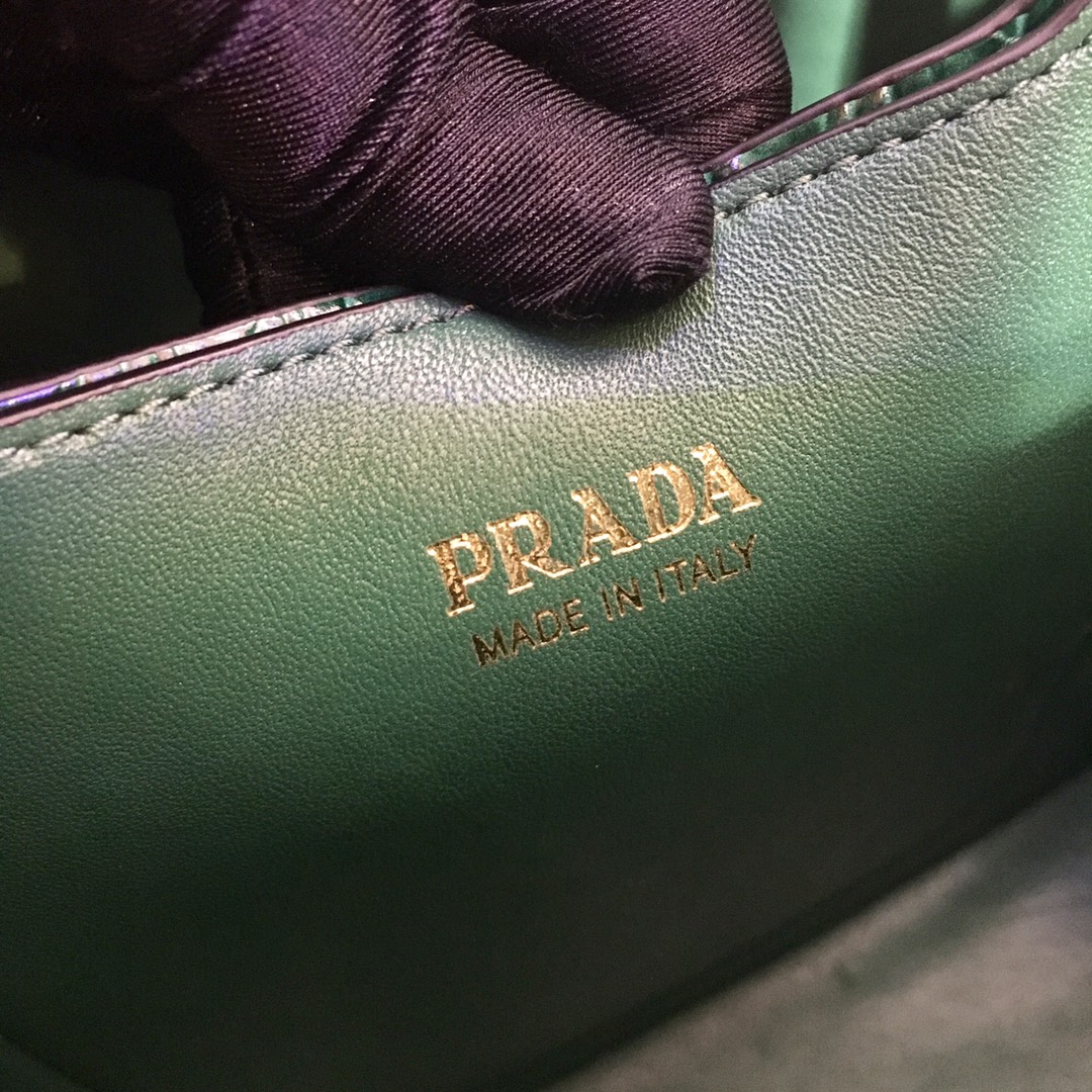 Prada Medium Panier Saffiano Leather Bag Black/Green 1BA212